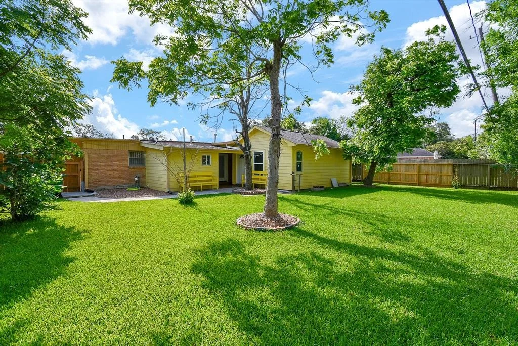 Photo of 7218 Tours Street