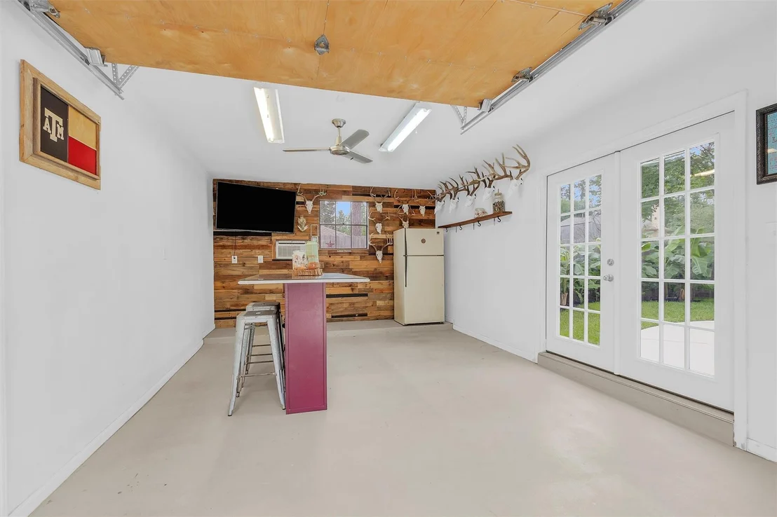 Photo of 6010 Charrington Drive