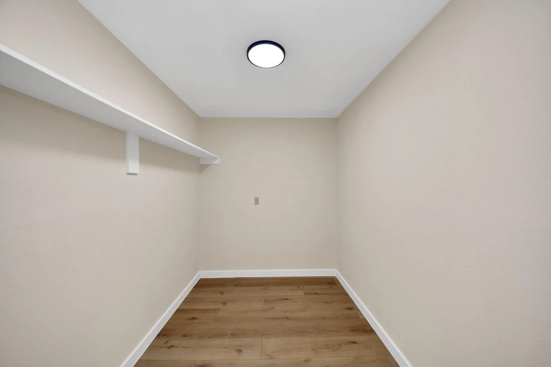 Photo of 25511 Many Oak Drive