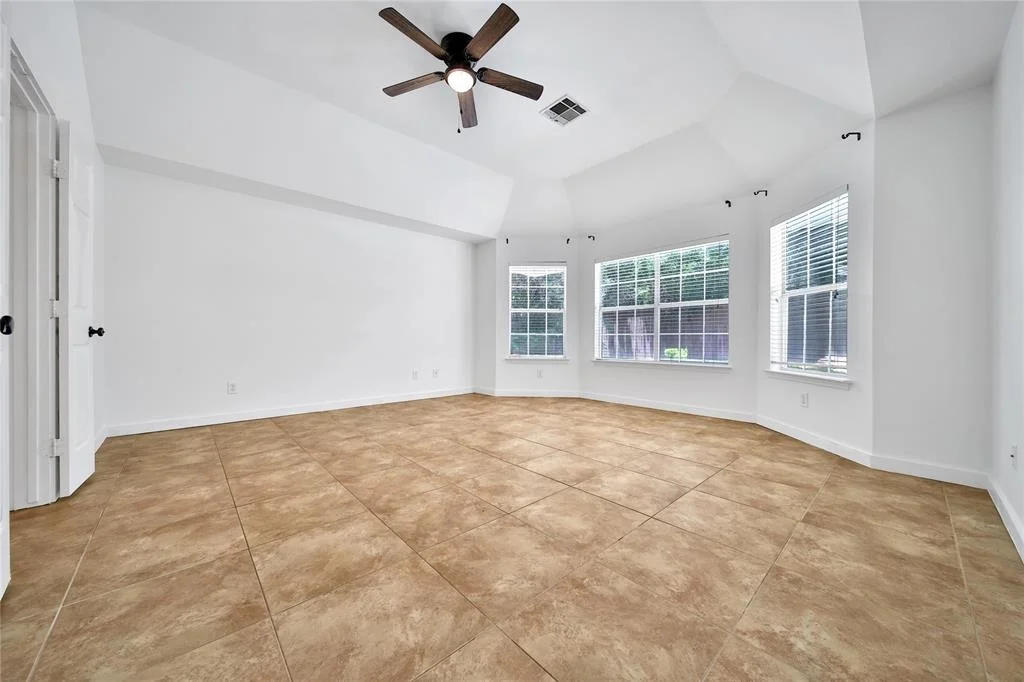 Photo of 82 Terraglen Drive