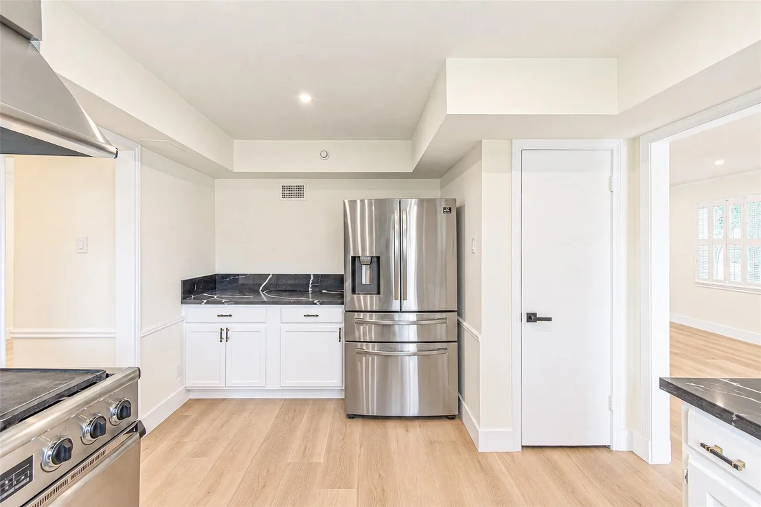 Photo of 10610 Overbrook Lane