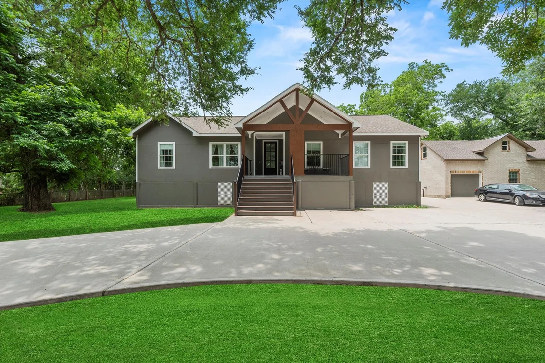 Photo of 1415 Pony Lane
