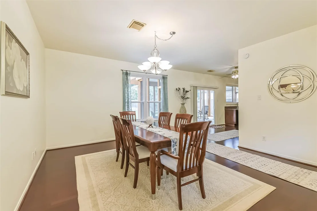 Photo of 21930 Willow Shadows Drive