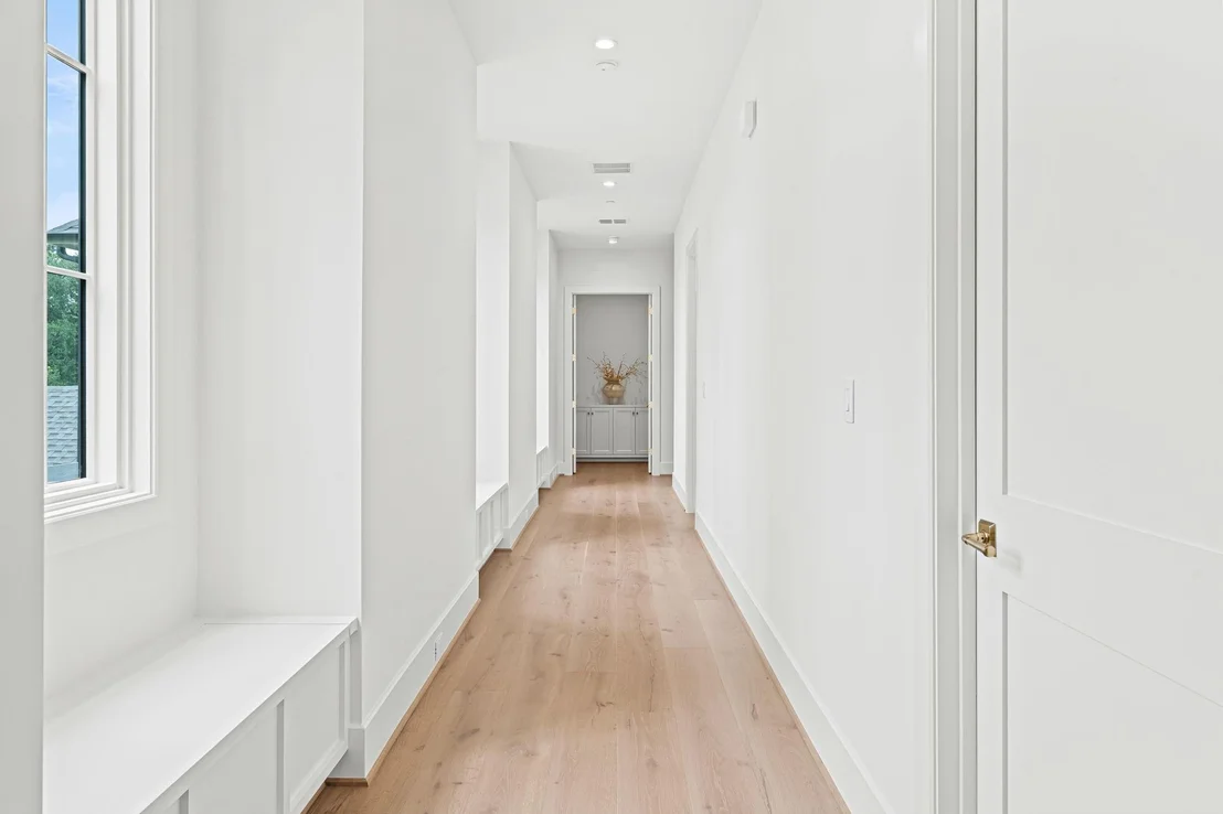 Photo of 8722 Lupton Lane