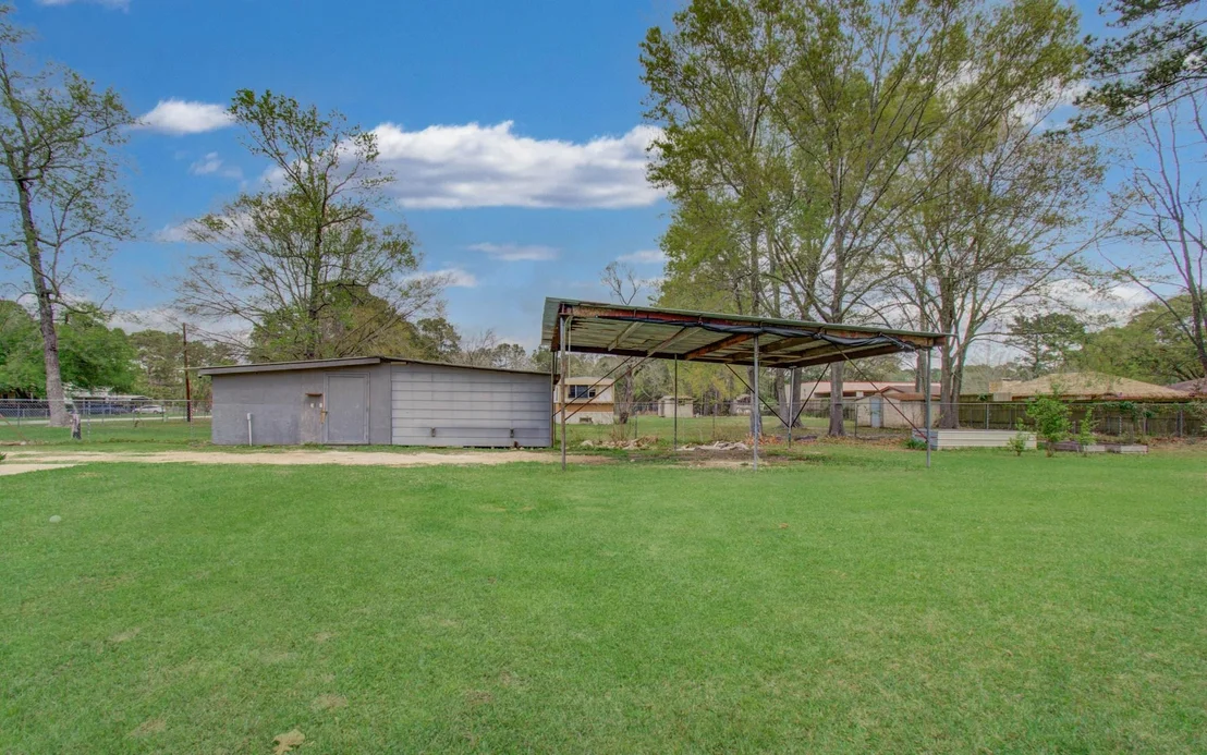 Photo of 36 W Old Field Drive