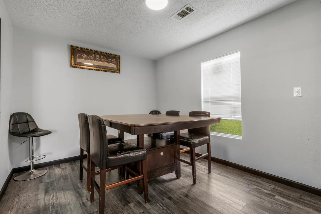 Photo of 541 Trails End Drive
