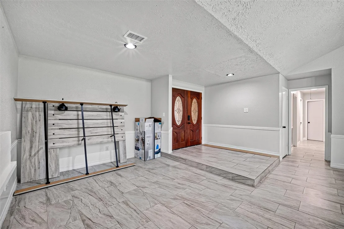 Photo of 1446 Castle Glen Drive
