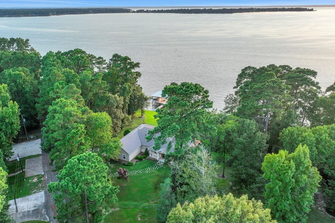 Photo of 334 Sunset Drive