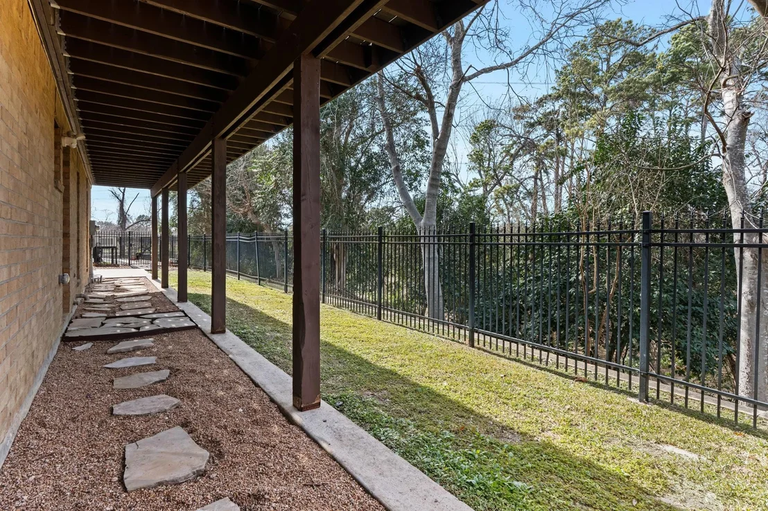 Photo of 1846 Stacy Crest