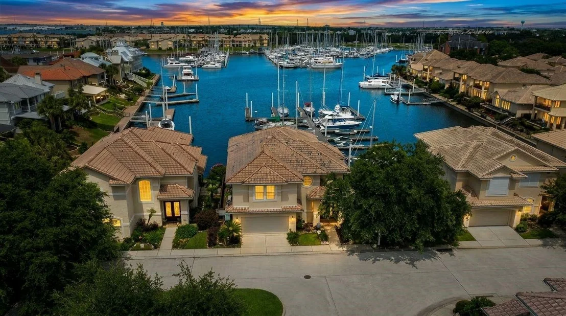 Photo of 411 Harborside Way