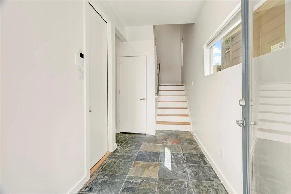 Photo of 2232 Leeland Street