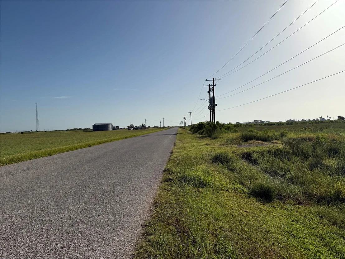 Photo of .28 AC Cr 298 - Caney Drive Street