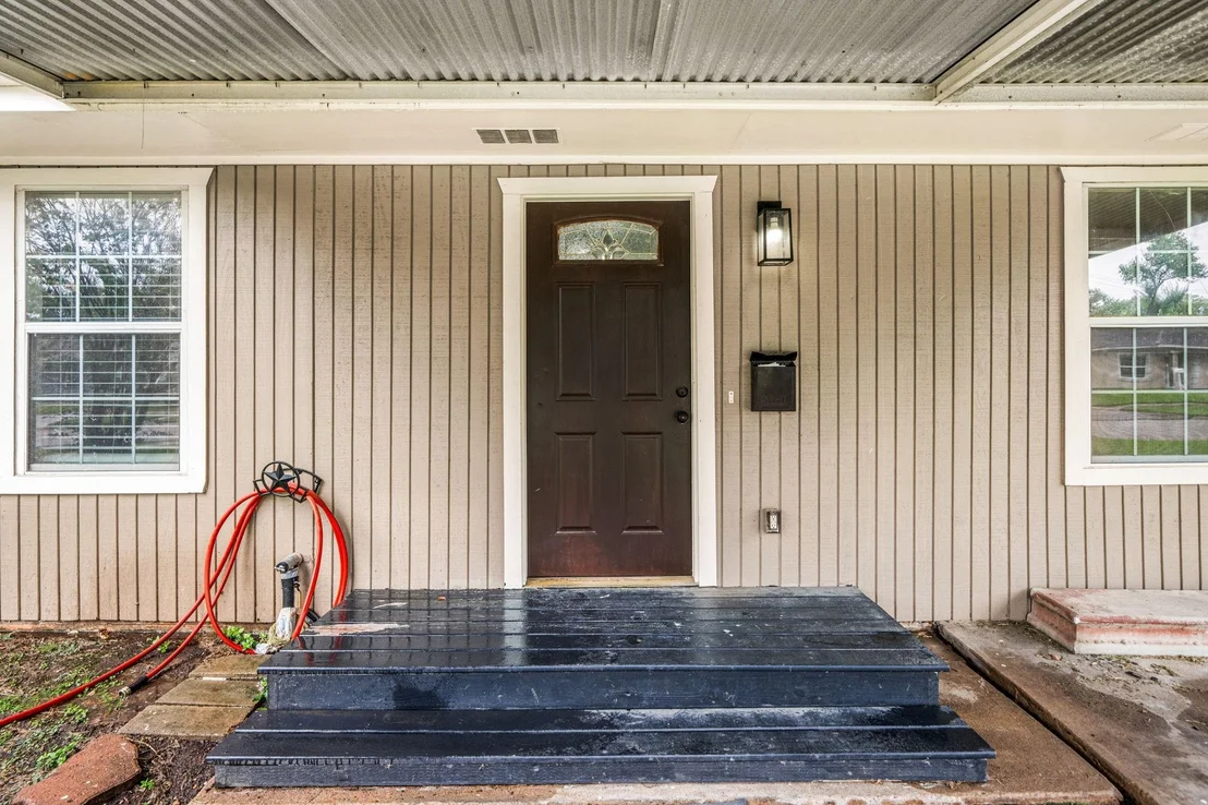 Photo of 1206 Oak Meadows Street