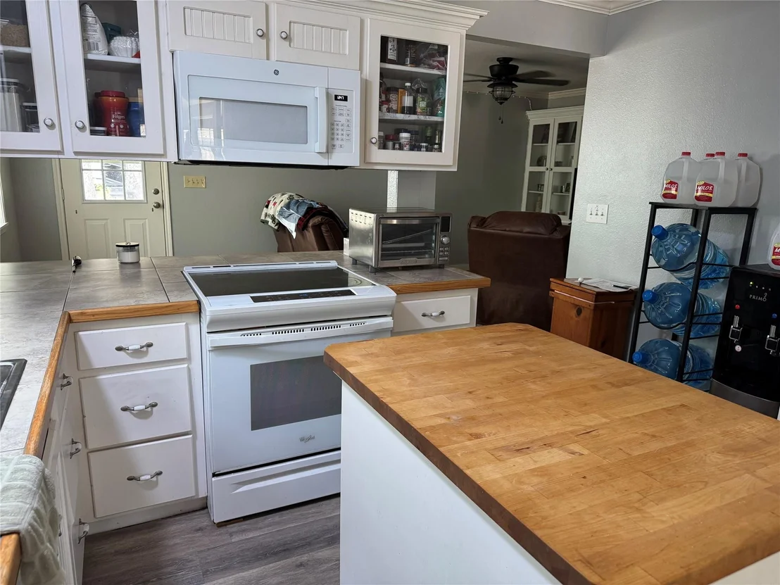Photo of 160 Belize Drive
