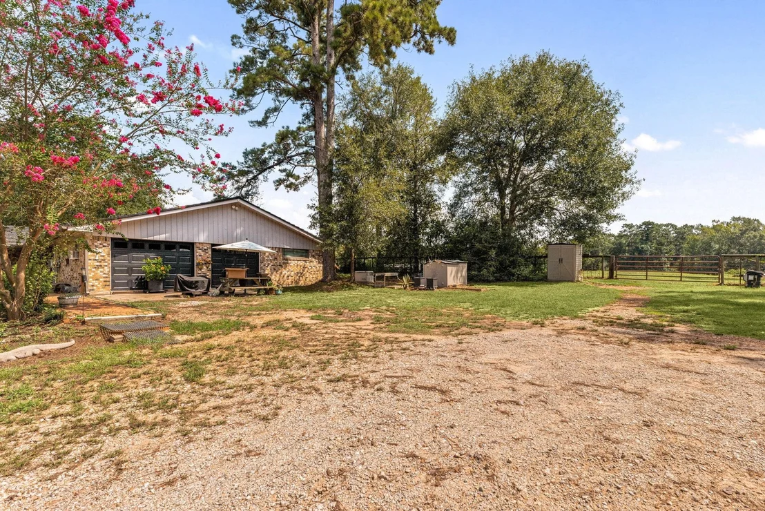 Photo of 301 Beverly Lane