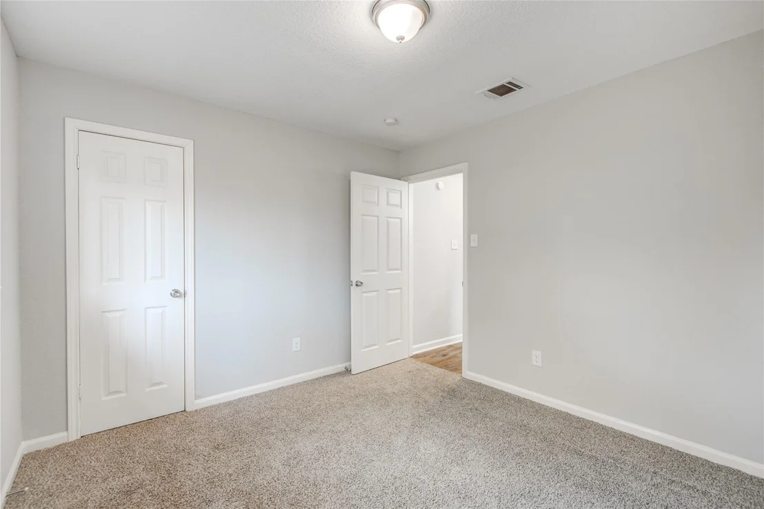 Photo of 7911 Battleoak Drive