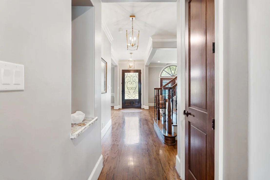 Photo of 5202 Patrick Henry Street