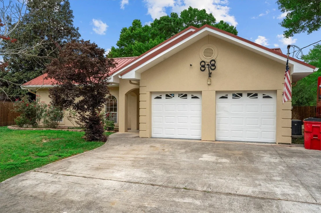 Photo of 19863 Irenell Drive
