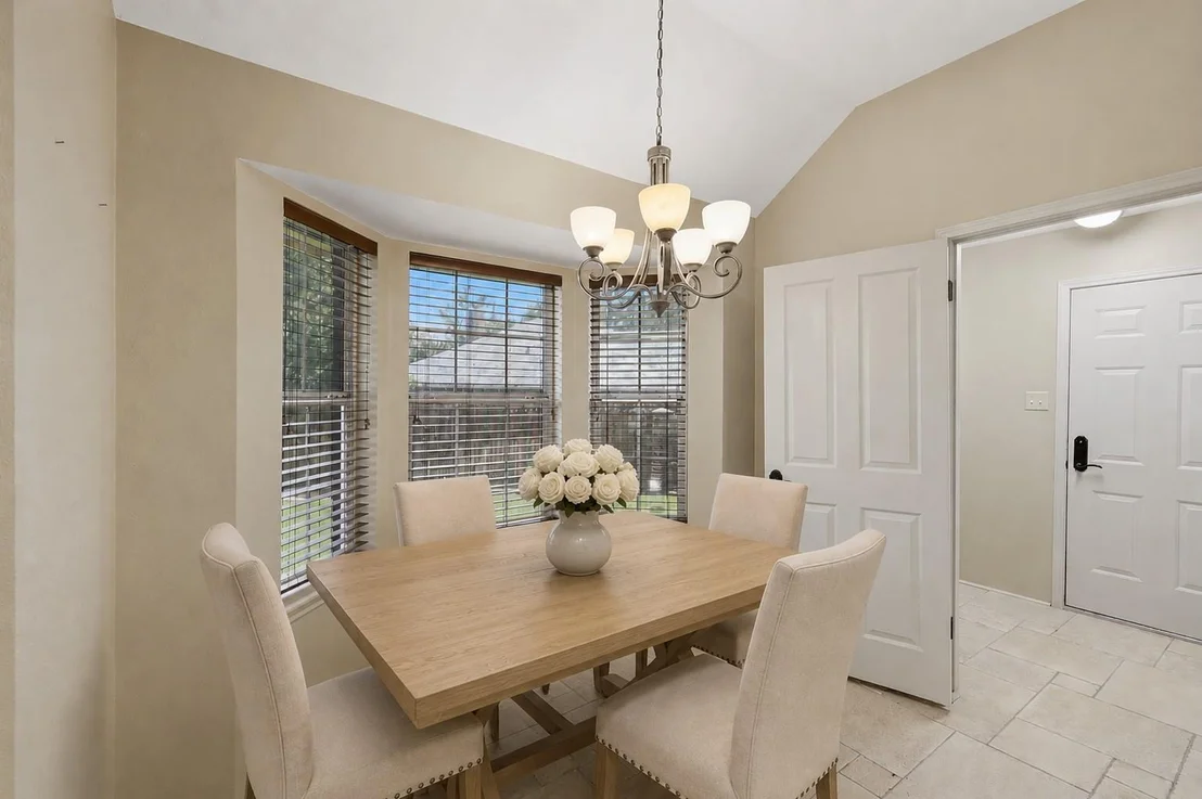 Photo of 6204 London Circle