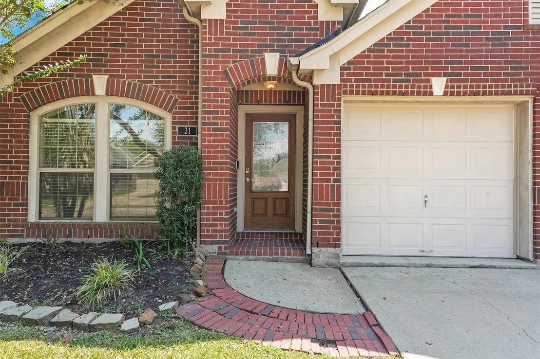 Photo of 21 Palm Desert Drive