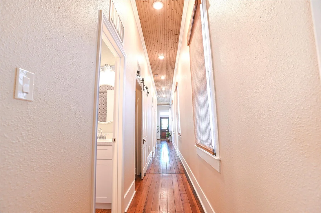 Photo of 1816 Avenue N