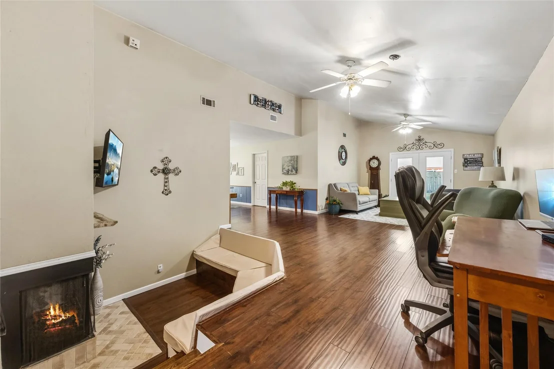 Photo of 25341 Dogwood Lane