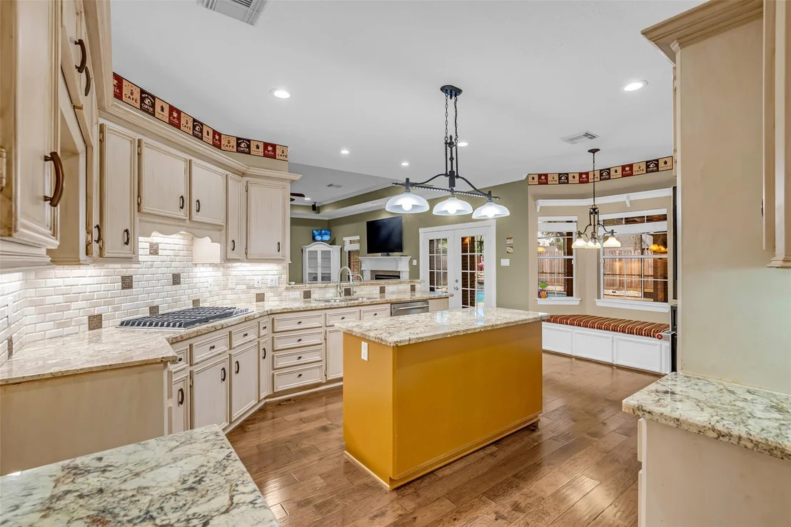 Photo of 3931 Bolivia Drive