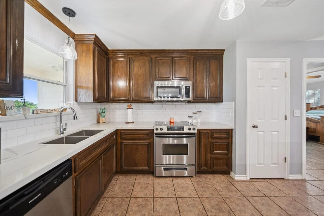 Photo of 15155 Schmidt Road