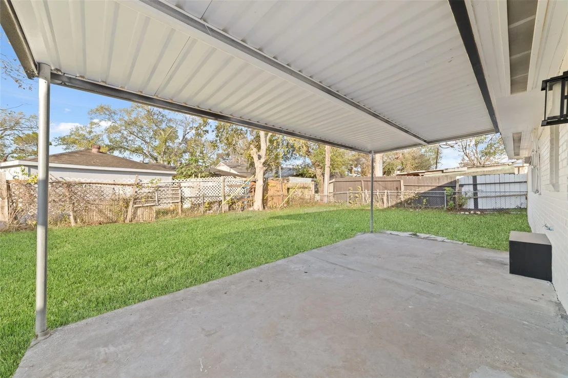 Photo of 11434 Sharpview Drive
