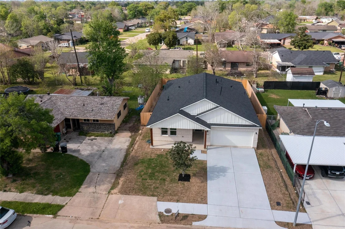 Photo of 5119 Selinsky Road