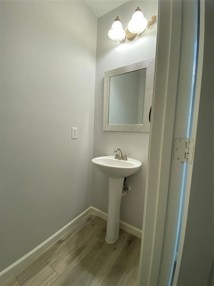 Photo of 163 Ledgestone Place