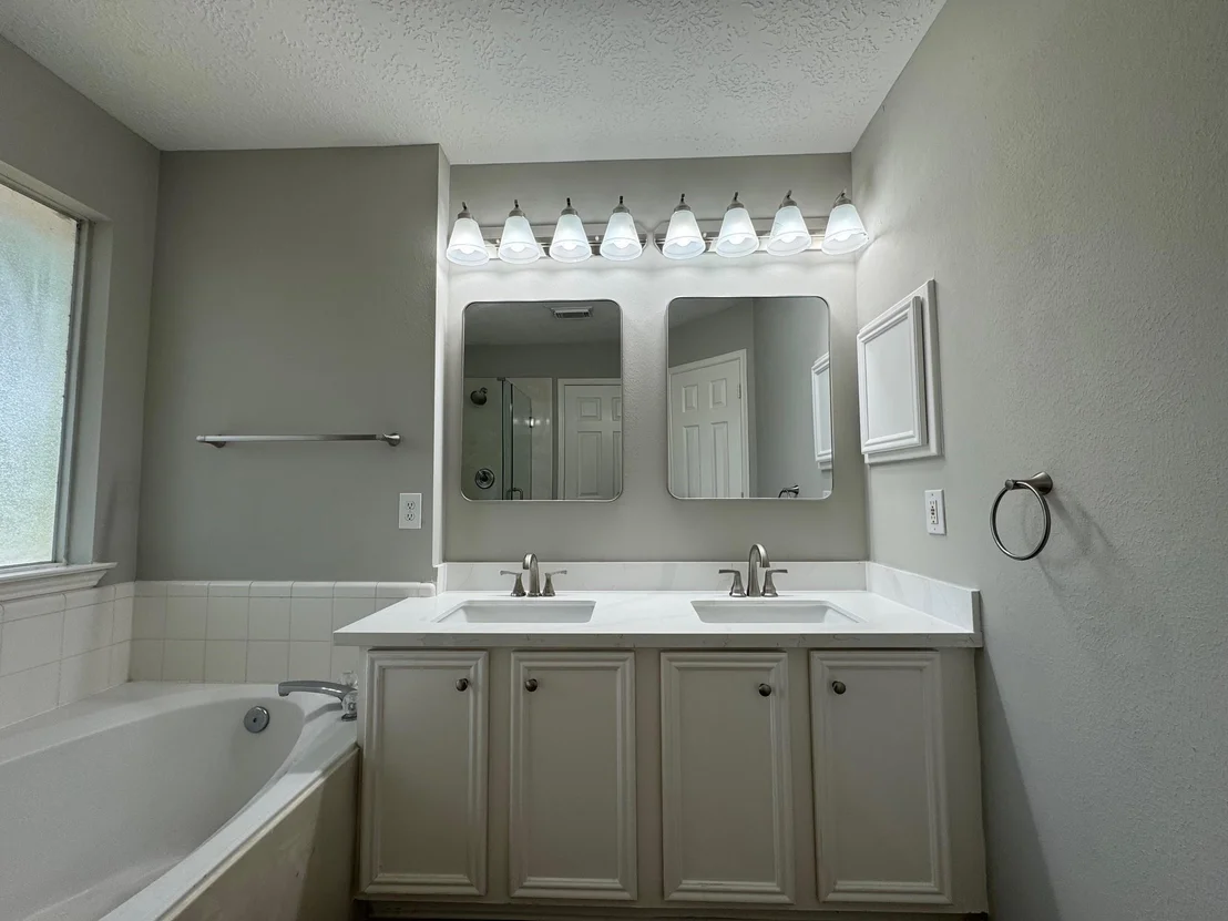 Photo of 9607 Trailing Moss Drive