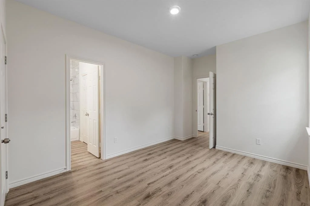 Photo of 11556 Persimmon