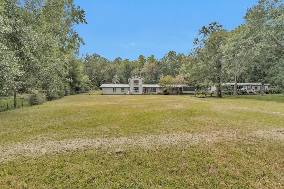 Photo of 328 Dogwood Forest Trail