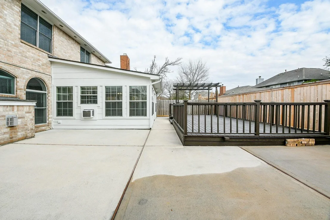 Photo of 815 Robins Way