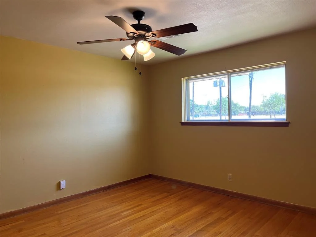 Photo of 1711 Blackburn Drive