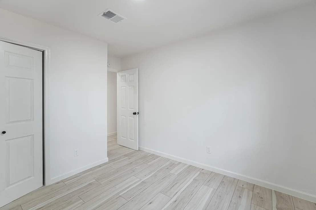 Photo of 5311 Oaklynn Drive