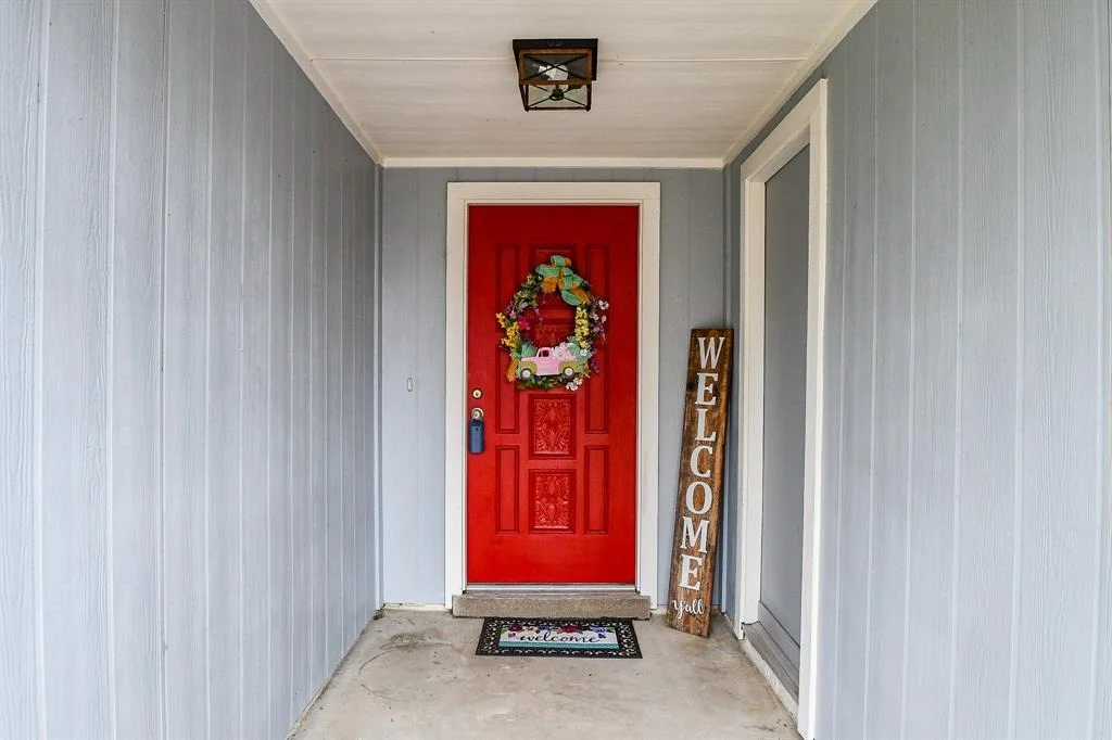 Photo of 935 Western Hills Drive