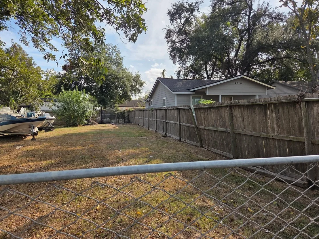 Photo of 4614 Weaver Road