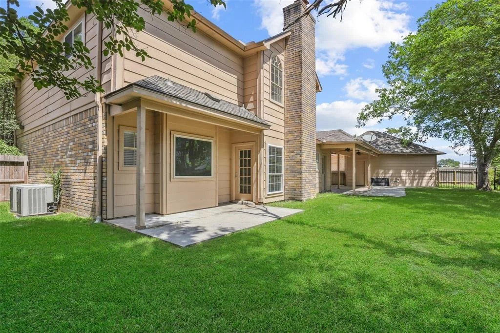 Photo of 6034 Pin Oak Place