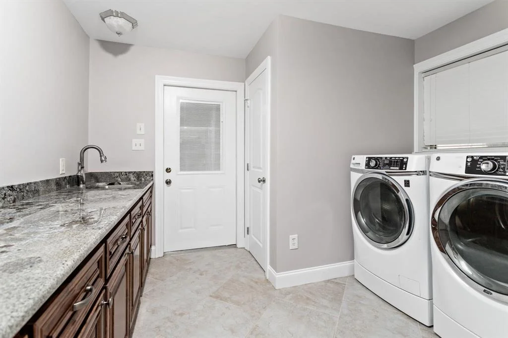 Photo of 7924 Golfhill Drive