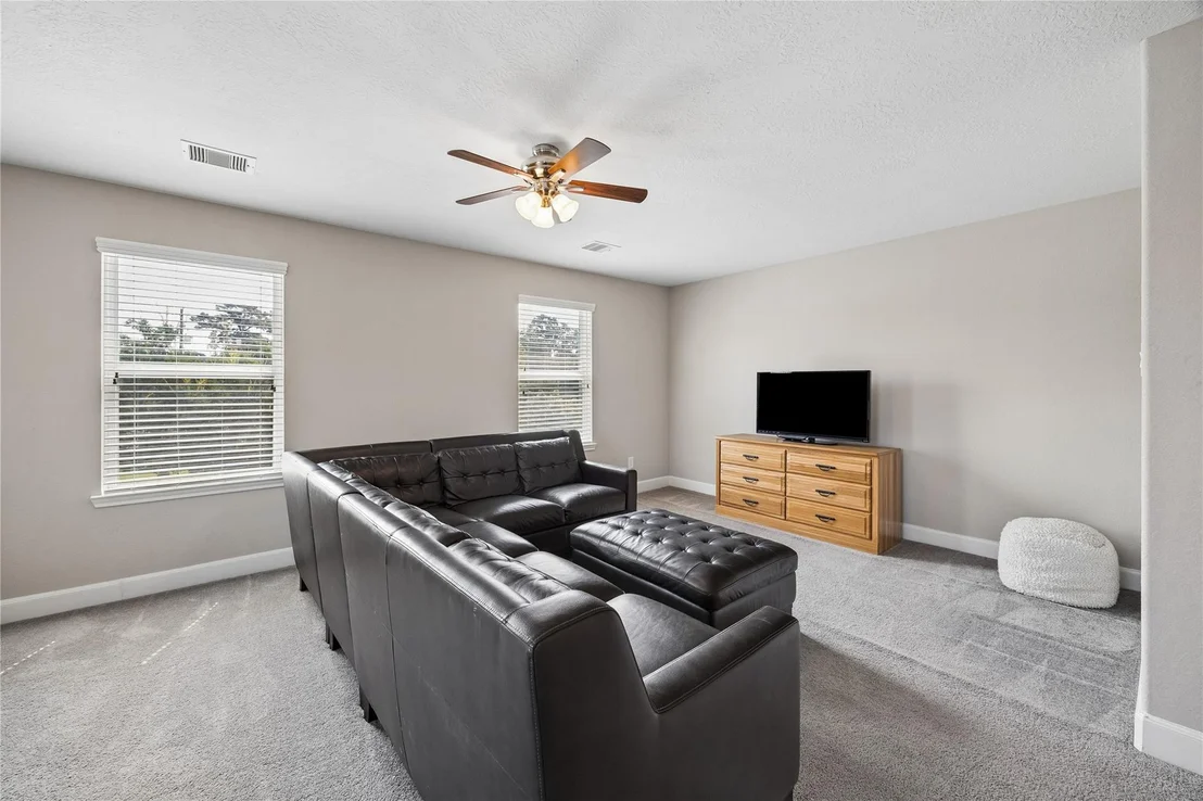 Photo of 1851 Commons Glen Drive