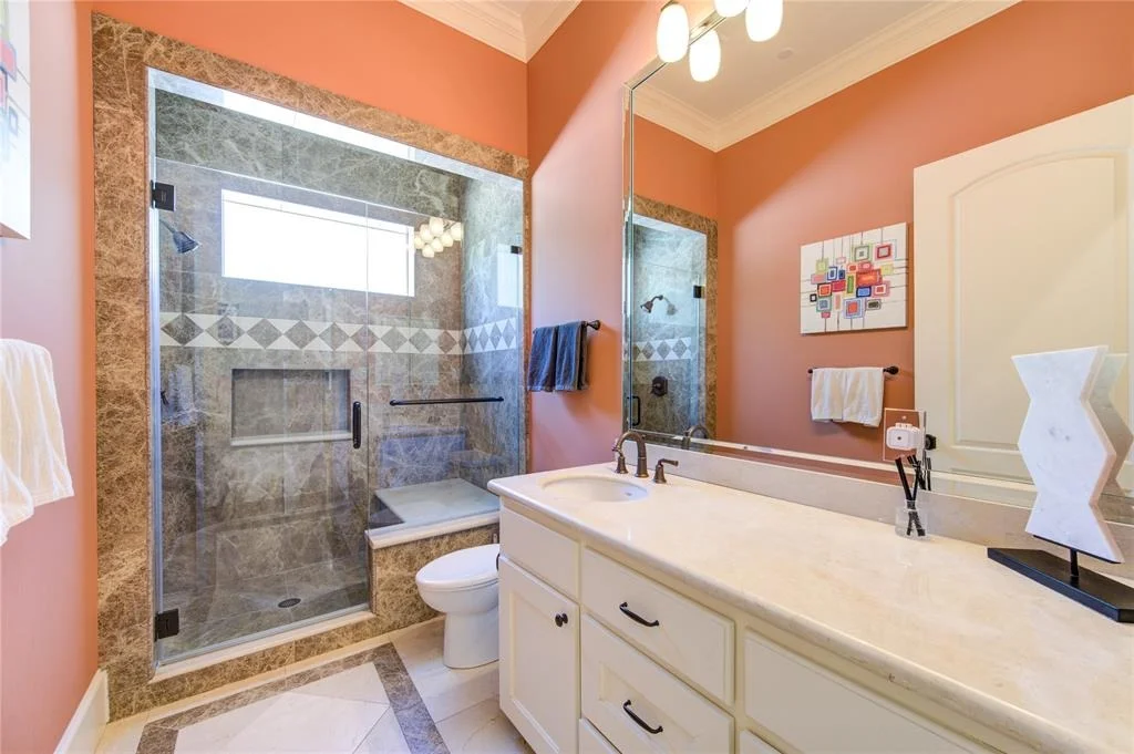 Photo of 4532 Maple Street