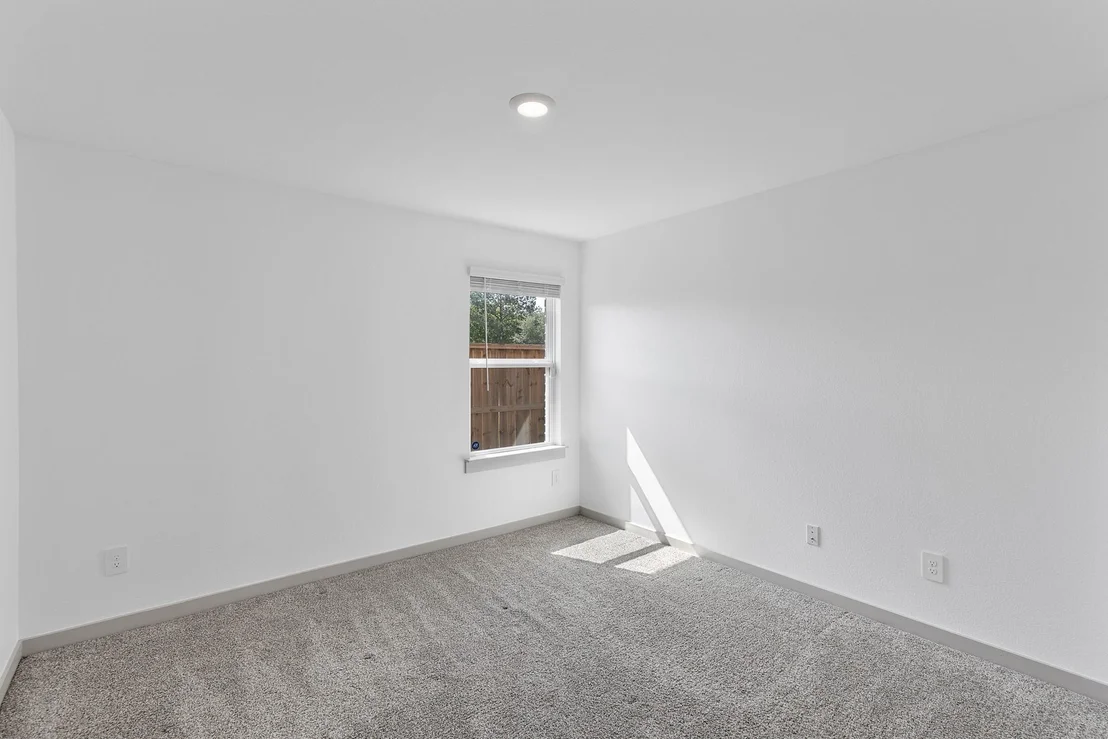 Photo of 103 Lakeway Circle