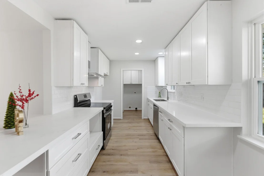 Photo of 9326 Meadowbriar Lane