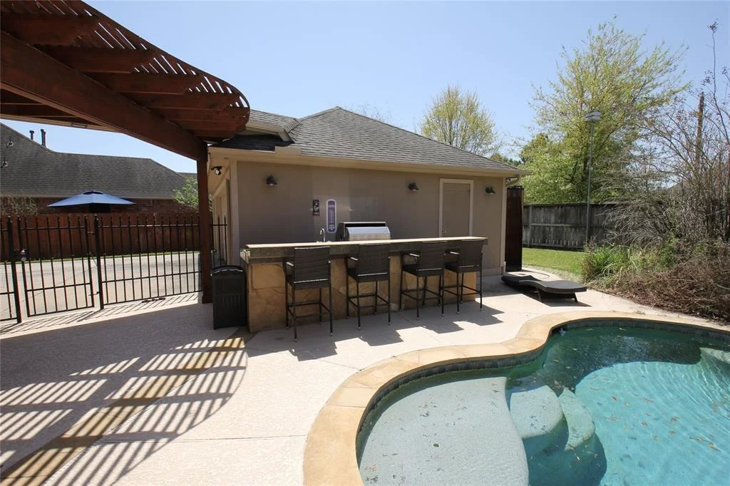Photo of 26819 Cascade Woods Lane