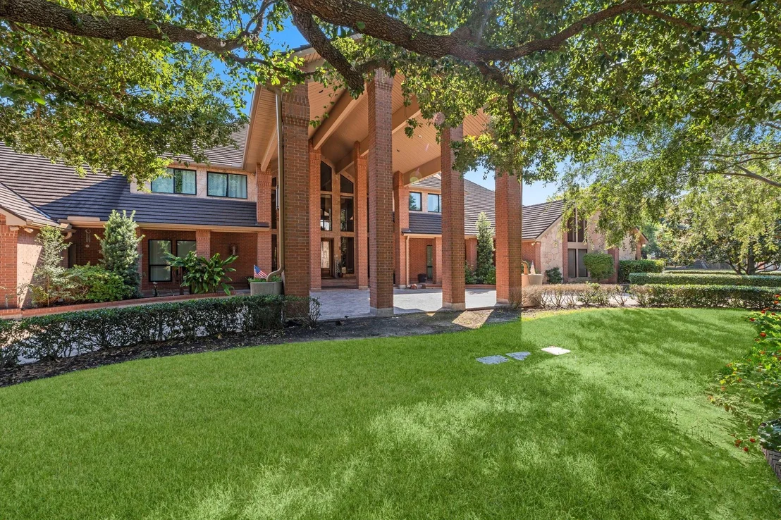 Photo of 40 La Jolla Circle