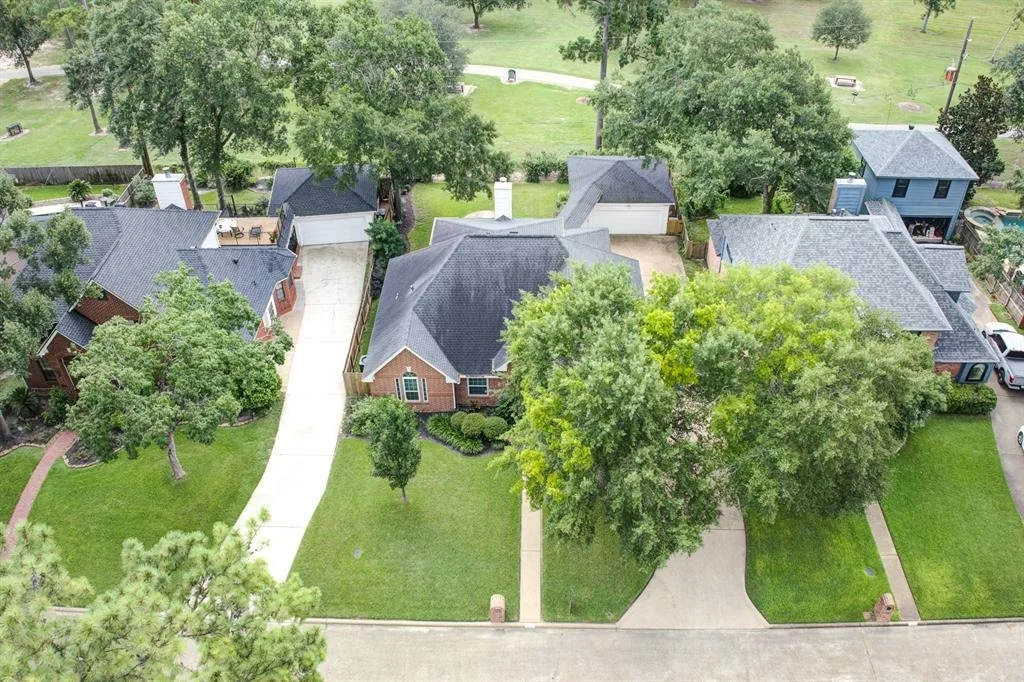 Photo of 7611 Heathrow Lane