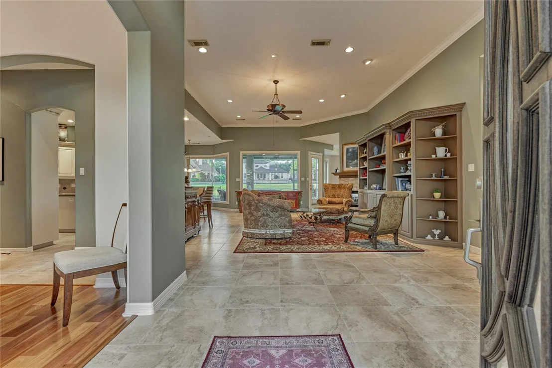 Photo of 115 Brookgreen Circle N