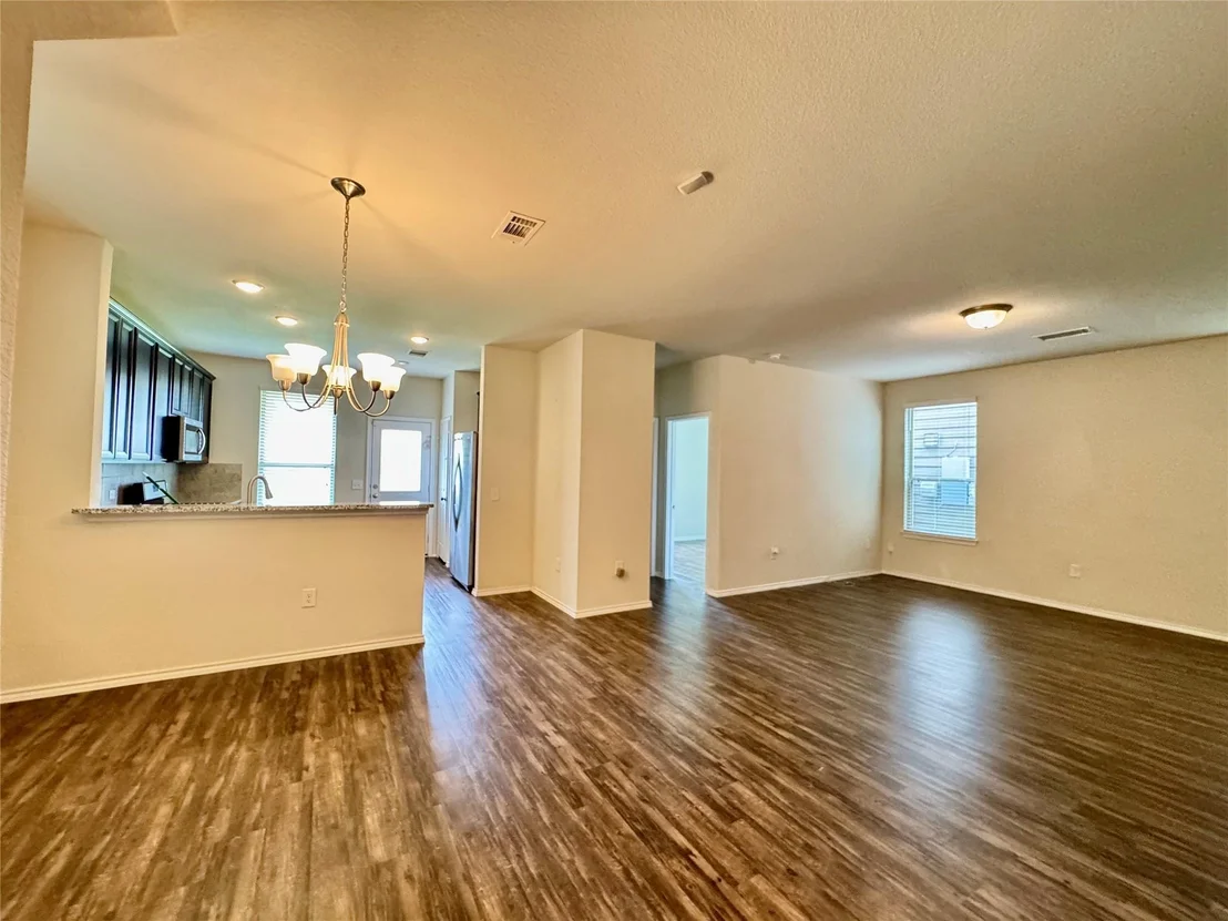 Photo of 15818 Smithland Drive